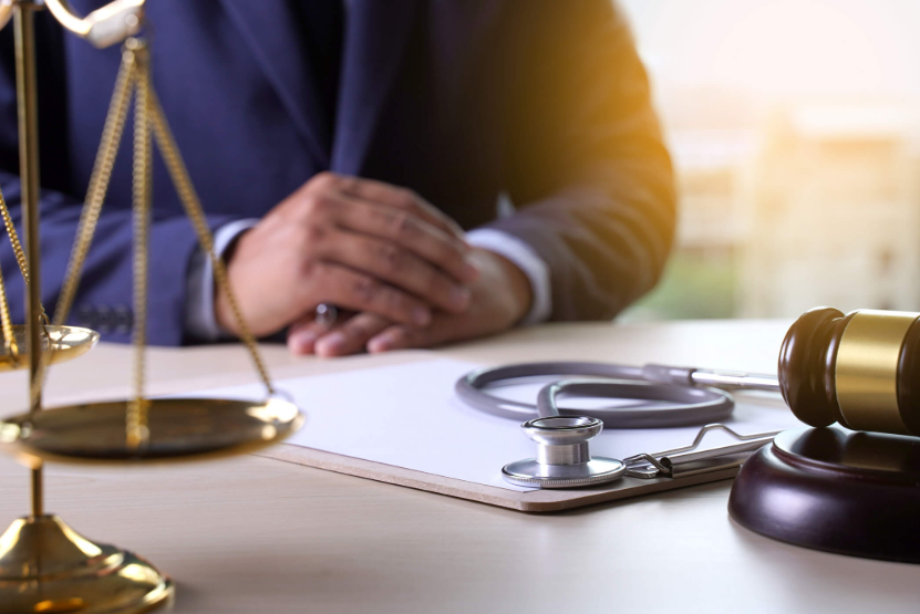 How Lawyers Evaluate Liability in Medical Malpractice Cases