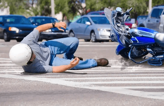 How Are Truck and Motorcycle Collisions Differently Evaluated in Court?